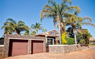 2 Bedroom Duplex in Weltevreden Park