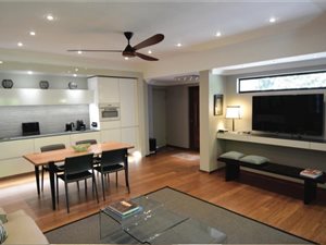 1 Bed Garden Cottage in Wendywood