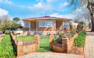 3 Bedroom House in Westdene