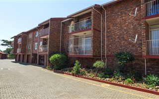 2 Bedroom Townhouse in La Montagne