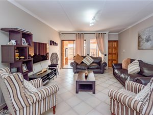 3 Bed House in Pomona