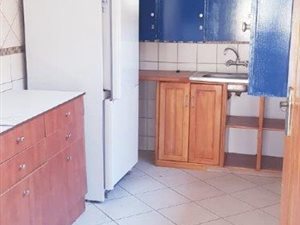 44 m² Commercial space in Montana Park