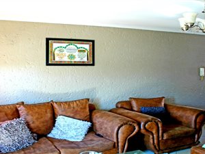 2 Bed Townhouse in Rewlatch