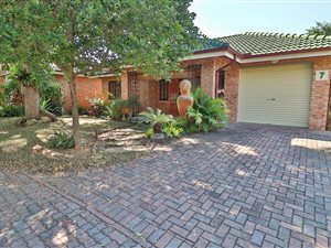 2 Bed House in West Acres