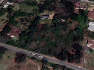1800 m² Land available in Crestholme
