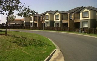 2 Bedroom Apartment in Reyno Ridge