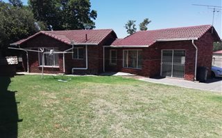 3 Bedroom House in Elandspark