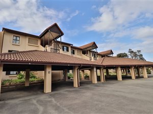 2 Bed Apartment in Shelly Beach