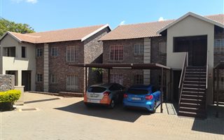 2 Bedroom Townhouse in Proclamation Hill
