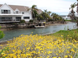 569 m² Land available in St Francis Bay Canals