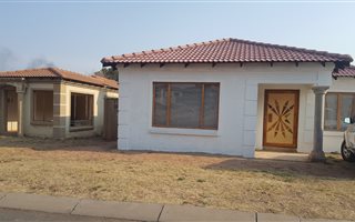 4 Bedroom House in Krugersdorp Central