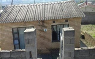 2 Bedroom House in KwaMashu