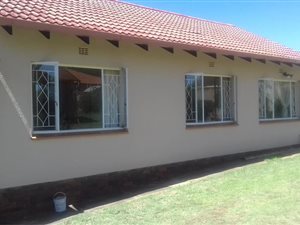 3 Bed House in Mayberry Park