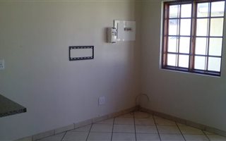 2 Bedroom House in Tasbet Park