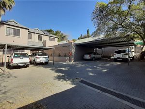 474 m² Commercial space in Moreleta Park