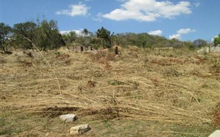 1200 m² Land available in Drum Rock