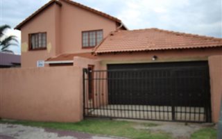 3 Bedroom House in Ormonde