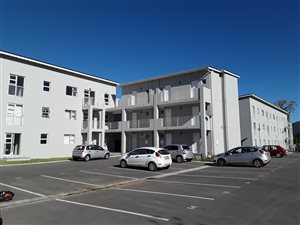 1 Bed Apartment in Klein Parys