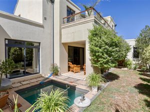 3 Bed House in Schonenberg Estate