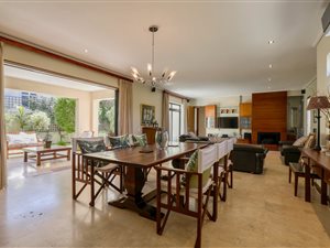 3 Bed House in Schonenberg Estate
