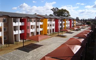 2 Bedroom Simplex in Comet