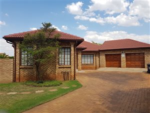 3 Bed House in Wierda Glen