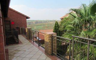 2 Bedroom Townhouse in Eco Park