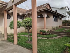 3 Bed House in Stanger Manor