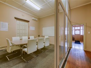 275 m² Office Space in Paarl