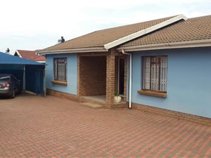 3 Bedroom House in Kokstad