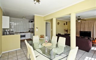 3 Bedroom Apartment in Magaliessig