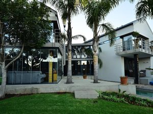 4 Bed House in Oude Westhof