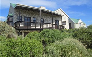 3 Bedroom House in Suiderstrand