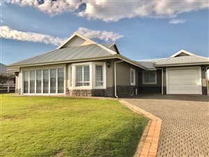 3 Bed Cluster in Underberg