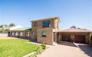 3 Bedroom House in Steynsrust