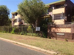 2 Bedroom Flat in Vanderbijlpark SW1
