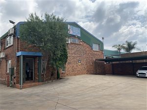 800 m² Industrial space in Gateway Industrial Park