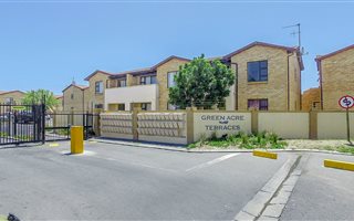 2 Bedroom Apartment in Strand Central