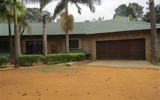2.1 ha Farm in Waterkloof
