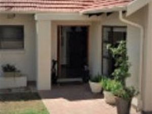 5 Bed House in Parkmore