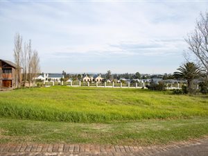 692 m² Land available in George Central
