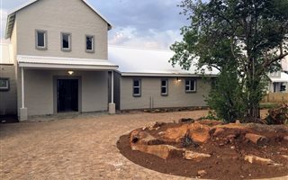 3 Bedroom House in Zwavelpoort