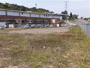 2048 m² Land available in New Germany