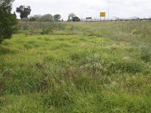 380 m² Land available in Faure