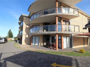 3 Bed Apartment in Kabeljous