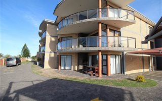3 Bedroom Apartment in Kabeljous