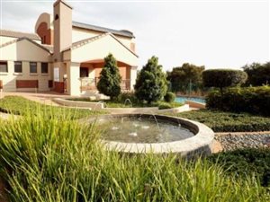 1111 m² Land available in Rietvlei Heights Country Estate