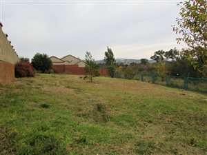 1111 m² Land available in Rietvlei Heights Country Estate