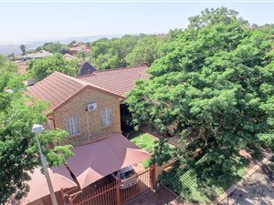 4 Bedroom House in Safari Gardens