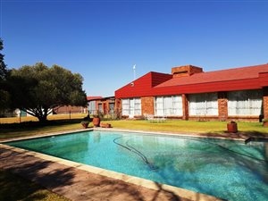 7.5 ha Land available in Bloemdal